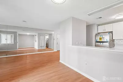 911 Edpas Road, New Brunswick, NJ 08901 - Photo 22