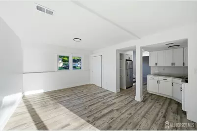 684 West Avenue, Sewaren, NJ 07077 - Photo 32