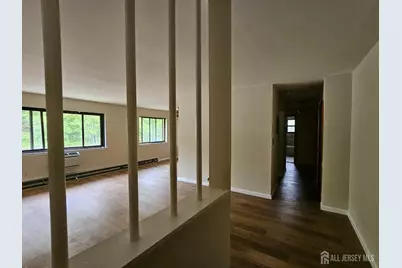 401 22 Highway #B 41G, North Plainfield, NJ 07060 - Photo 2