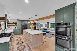 52 Eileen Way, Edison, NJ 08837 - Photo 8