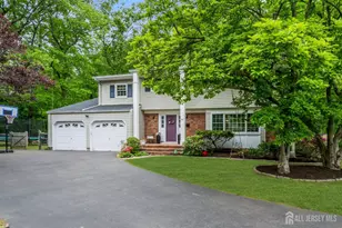 52 Eileen Way, Edison, NJ 08837 - Photo 2