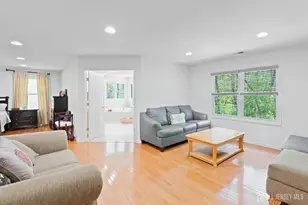13 Schindler Ln, Monroe Township, NJ 08831 - Photo 26