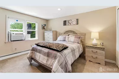 31 Pinetree Drive, Sayreville, NJ 08859 - Photo 24