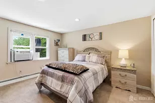 31 Pinetree Dr, Sayreville, NJ 08859 - Photo 24