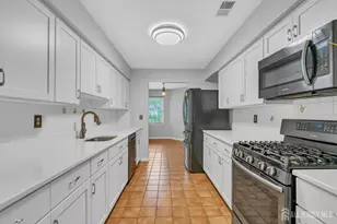 31 Fair Acres Ct, South Brunswick Township, NJ 08540 - Photo 8