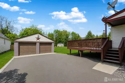 12 Fox Road, Edison, NJ 08817 - Photo 2
