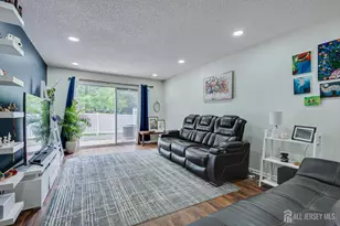 216 Amethyst Way, Franklin Township, NJ 08823 - Photo 16