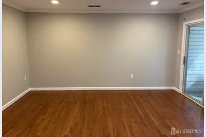 502 Great Beds Court, Perth Amboy, NJ 08861 - Photo 2