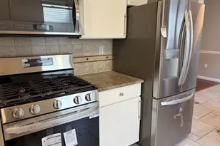 502 Great Beds Ct, Perth Amboy, NJ 08861 - Photo 12