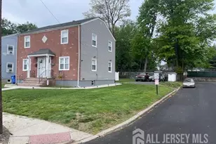 545 Olive Pl, Woodbridge Township, NJ 07095 - Photo 4