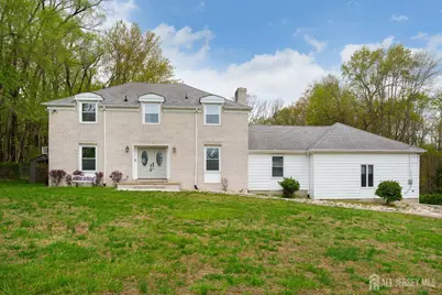 304 Schoolhouse Road, Monroe Township, NJ 08831 - Photo 2