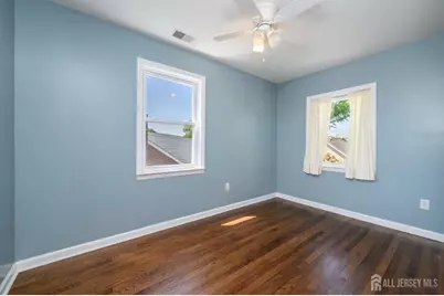 573 Garden Avenue, Woodbridge Township, NJ 07095 - Photo 10