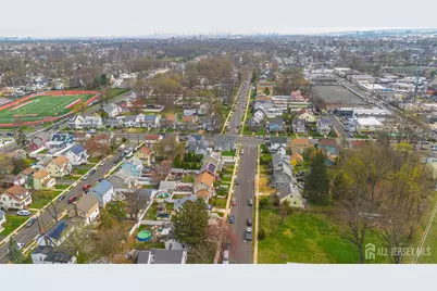124 W 10th Avenue, Roselle, NJ 07203 - Photo 32