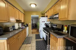 9 Quincy Cir, South Brunswick Township, NJ 08810 - Photo 8