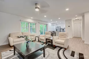 64 Cypress Dr, East Windsor Township, NJ 08520 - Photo 6