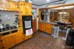 14 Quaid St, Sayreville, NJ 08872 - Photo 12