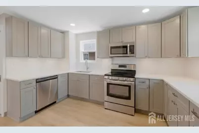 146 W Grant Avenue, Roselle Park, NJ 07204 - Photo 14