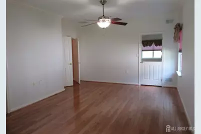 129 Valencia Drive, Monroe Township, NJ 08831 - Photo 12