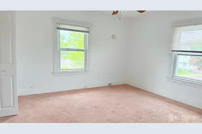 104 Thompson Street, Raritan, NJ 08869 - Photo 6