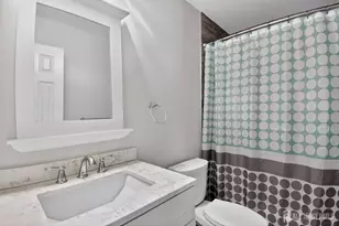 103 Aspen Dr, North Brunswick Township, NJ 08902 - Photo 14