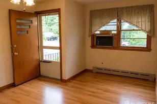 1818 W 4th Street W, Dunellen, NJ 08812 - Photo 4