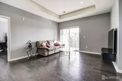 643 Strassle Way #643, South Plainfield, NJ 07080 - Photo 4