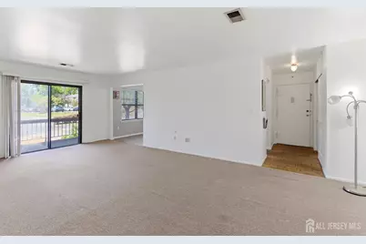 324 Sharon Garden Court, Woodbridge Township, NJ 07095 - Photo 6
