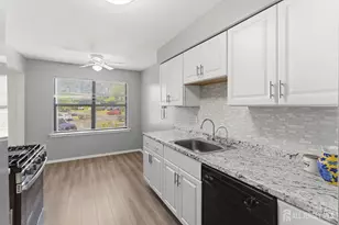 [Address not provided], Woodbridge Township, NJ 07095 - Photo 12