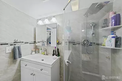 811 Lincoln Avenue, Burlington City, NJ 08016 - Photo 32