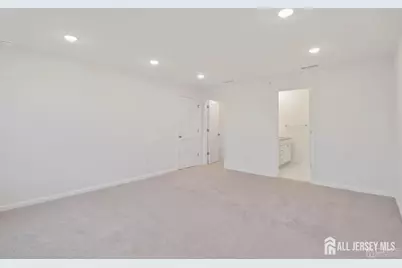 735 Station Road, Dunellen, NJ 08812 - Photo 26