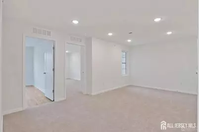 735 Station Road, Dunellen, NJ 08812 - Photo 24