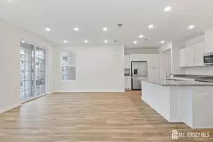 735 Station Rd, Dunellen, NJ 08812 - Photo 6