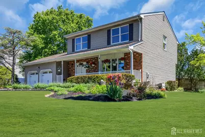 18 Johnfield Court, Piscataway Township, NJ 08854 - Photo 2