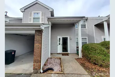 102 Lawrence Lane #28, New Brunswick, NJ 08901 - Photo 2