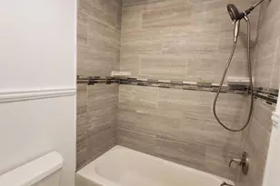 102 Lawrence Ln, New Brunswick, NJ 08901 - Photo 22