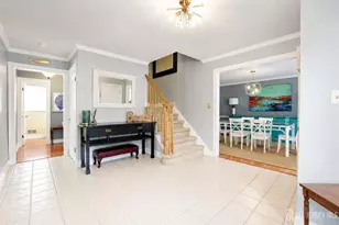 14 Alexander Dr, Monroe Township, NJ 08831 - Photo 4