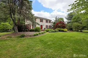 14 Alexander Dr, Monroe Township, NJ 08831 - Photo 2