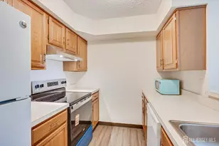 2310 Aspen Dr, Plainsboro Township, NJ 08536 - Photo 10