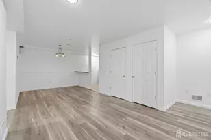 116 Chariot Ct, Piscataway Township, NJ 08854 - Photo 8