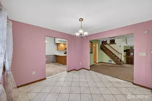 95 Pine St, Iselin, NJ 08830 - Photo 12