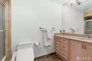 76 Carriage Pl, Edison, NJ 08820 - Photo 26