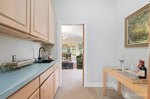 25 Carsdale Ct, Montgomery Township, NJ 08502 - Photo 18