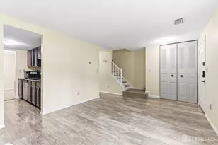 64 Cottonwood Ct, South Brunswick Township, NJ 08852 - Photo 6
