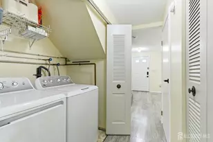 64 Cottonwood Ct, South Brunswick Township, NJ 08852 - Photo 14