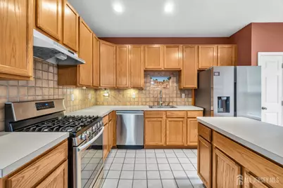 9 N Stallion Court, Franklin Township, NJ 08873 - Photo 14