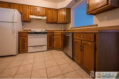 12 Sunflower Court, Edison, NJ 08820 - Photo 2
