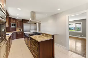 154 Mulberry Ln, Middlesex, NJ 08846 - Photo 16