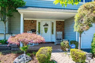 27 Eileen Way, Edison, NJ 08837 - Photo 4