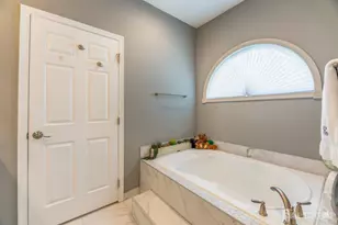 25 Leeds Ln, Monroe Township, NJ 08831 - Photo 24