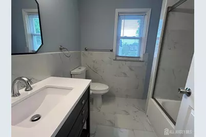 190 Green Street, Woodbridge Township, NJ 07095 - Photo 6